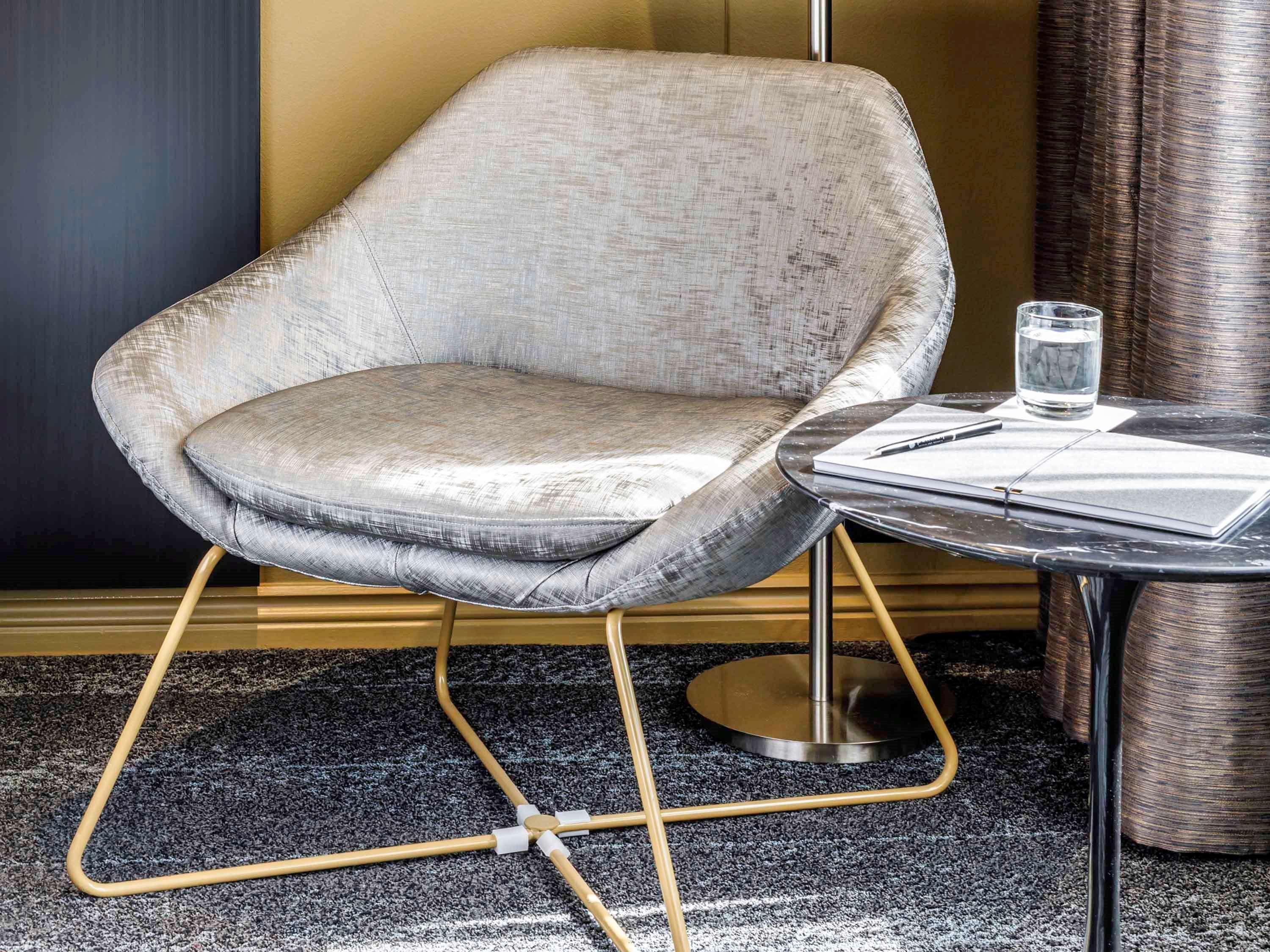 Hotel Pullman Sydney Hyde Park Exterior foto Armchair