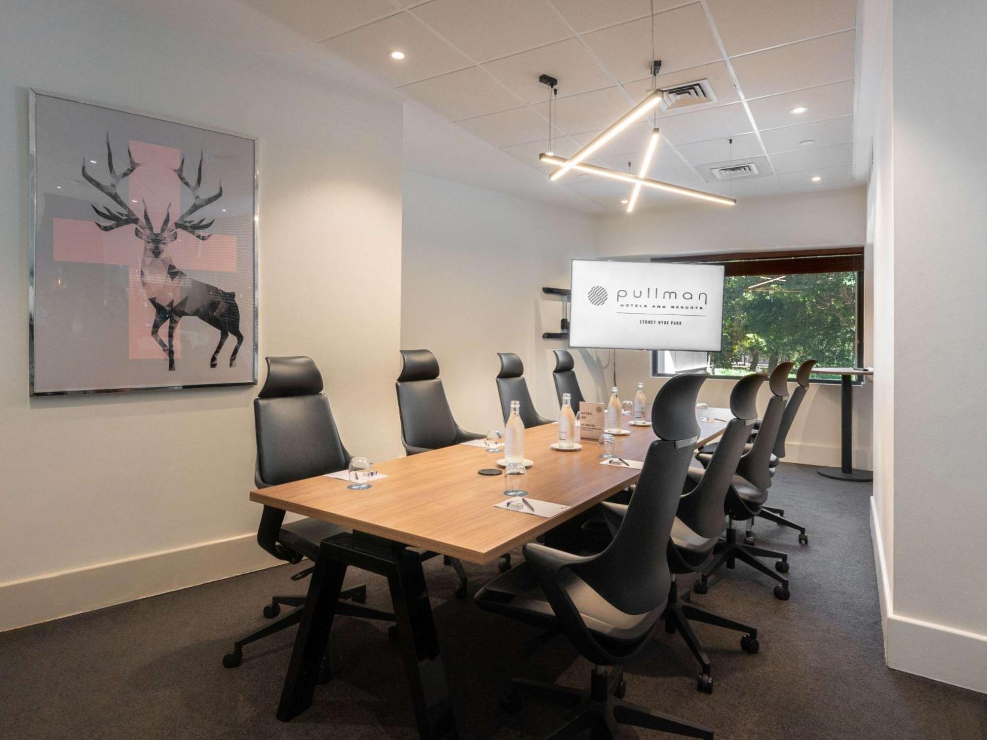 Hotel Pullman Sydney Hyde Park Exterior foto Boardroom at the Pullman Hotel, Adelaide